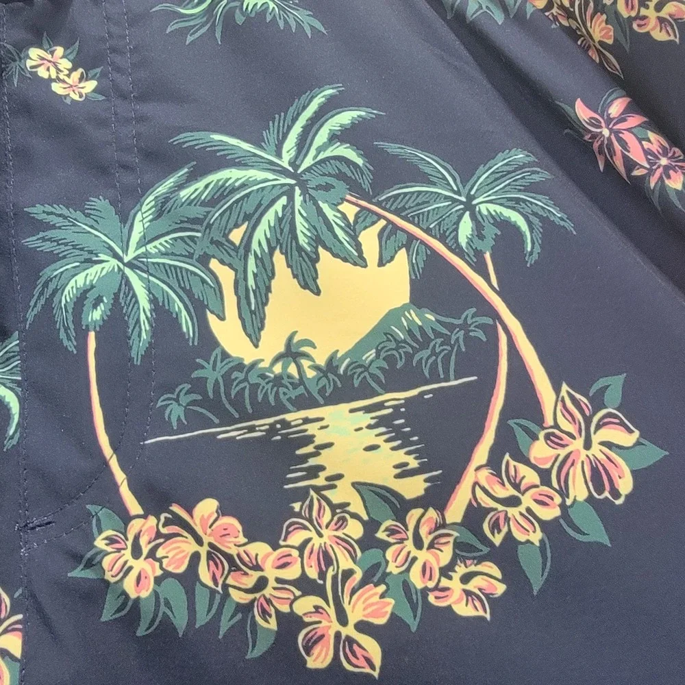 NEW! Quiksilver Men's XL Eclipse Volley Swim Shorts Black Floral Sunset‎ Print